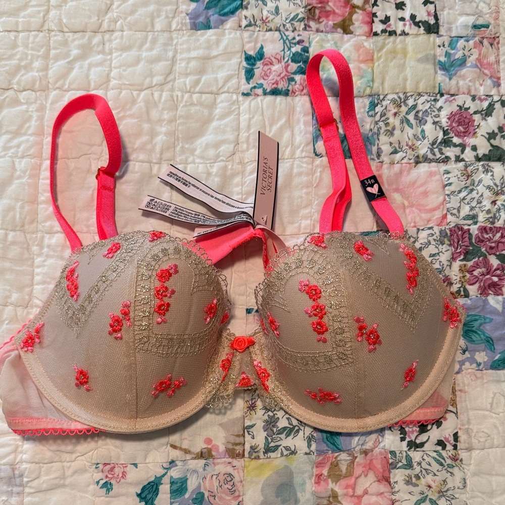 Victoria's Secret Pink and Beige Floral Bra